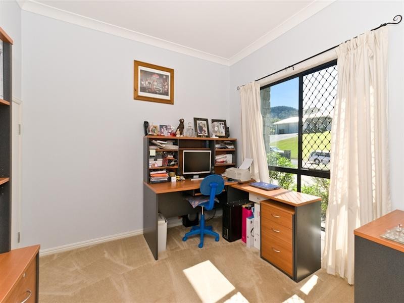 1 Hunting Place, Samford QLD 4520