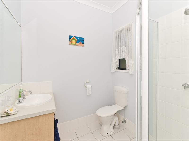 1 Hunting Place, Samford QLD 4520