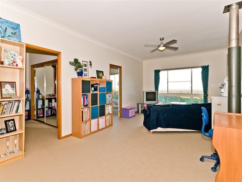531 Clear Mountain Road, Clear Mountain QLD 4500
