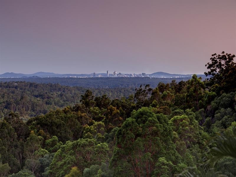 531 Clear Mountain Road, Clear Mountain QLD 4500