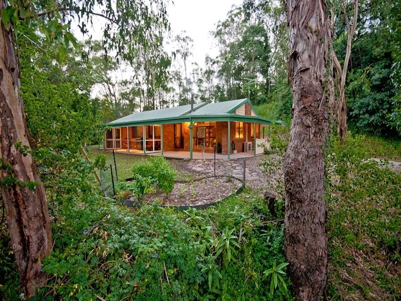 20 Nullamanna Road, Samford QLD 4520