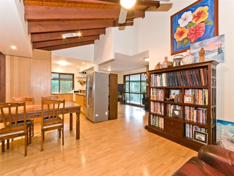 20 Nullamanna Road, Samford QLD 4520