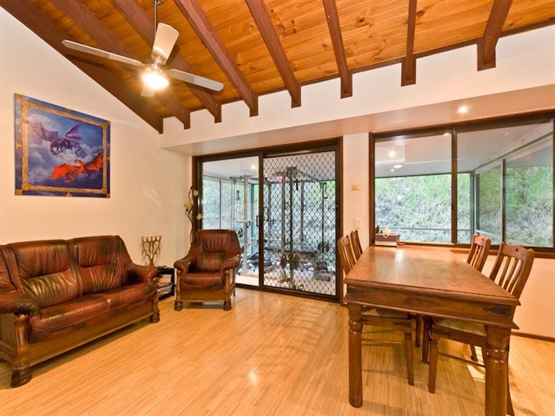 20 Nullamanna Road, Samford QLD 4520