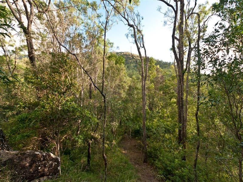 20 Nullamanna Road, Samford QLD 4520