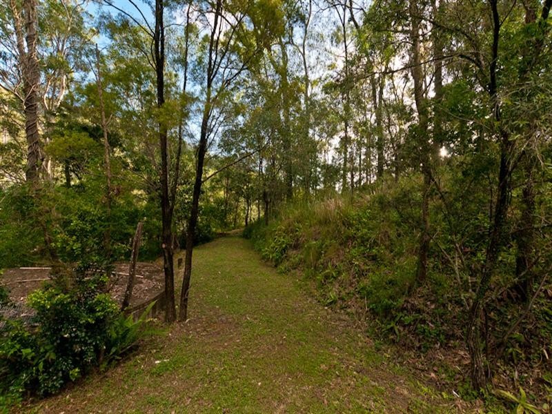 20 Nullamanna Road, Samford QLD 4520