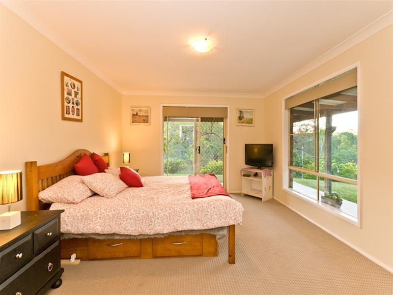 18 Balmoral Road, Draper QLD 4520