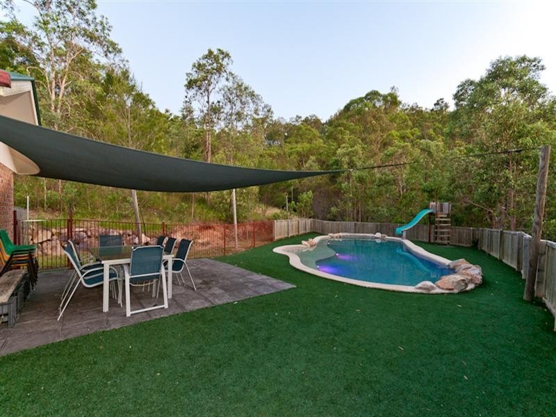 18 Balmoral Road, Draper QLD 4520