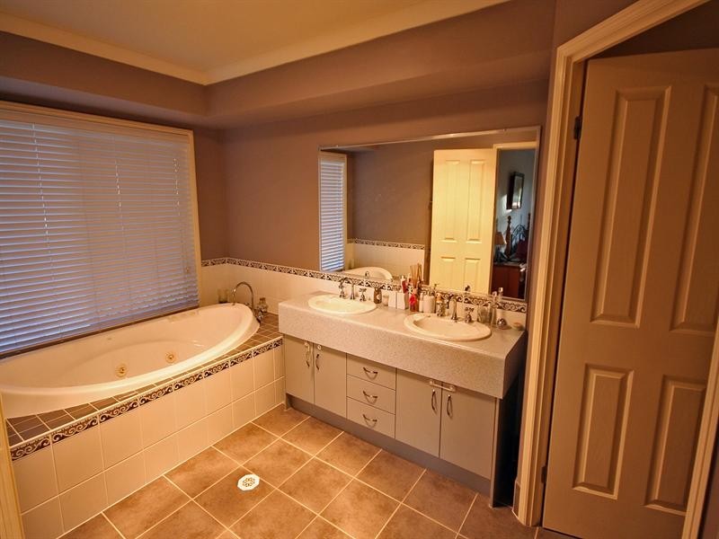 6 Jagera Court, Closeburn QLD 4520