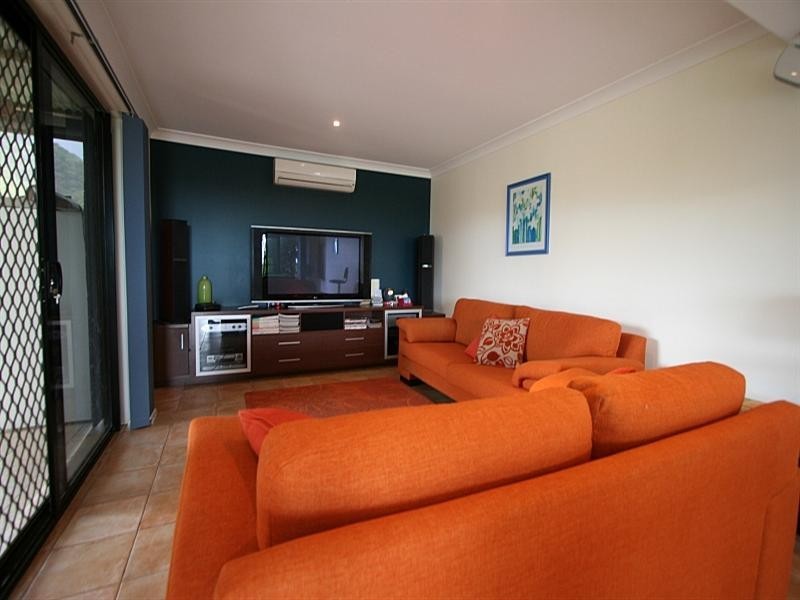 204 Herron Road, Cedar Creek QLD 4520