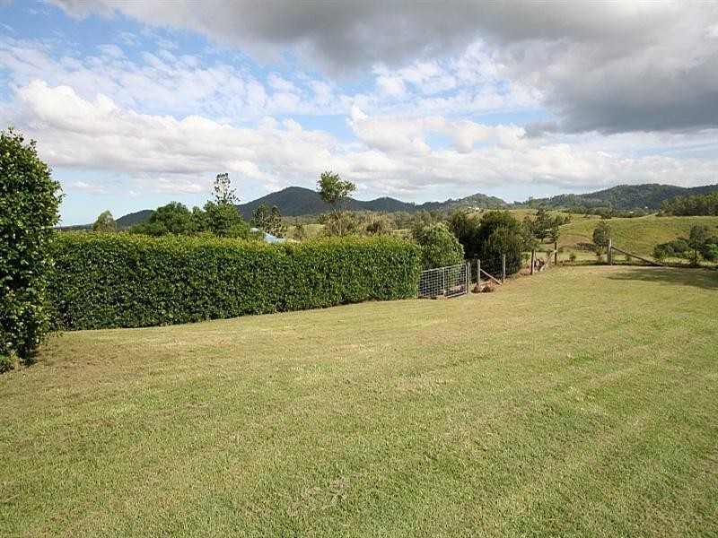 204 Herron Road, Cedar Creek QLD 4520