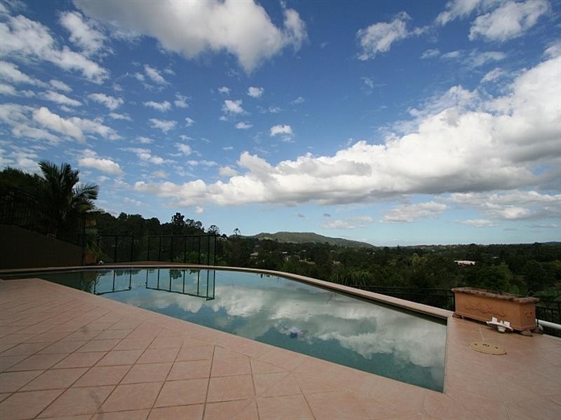 204 Herron Road, Cedar Creek QLD 4520