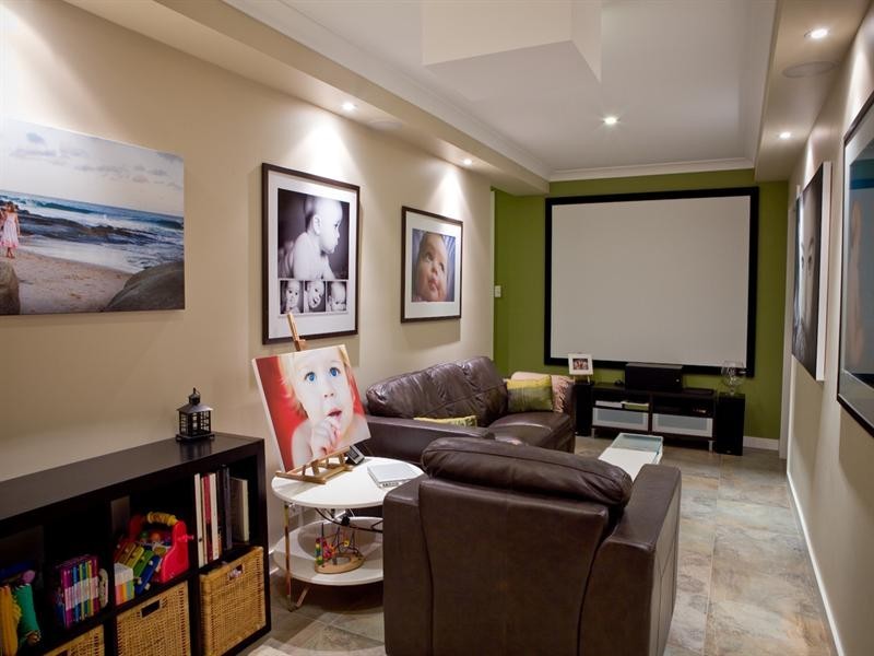 6 Windrush Close, Eatons Hill QLD 4037