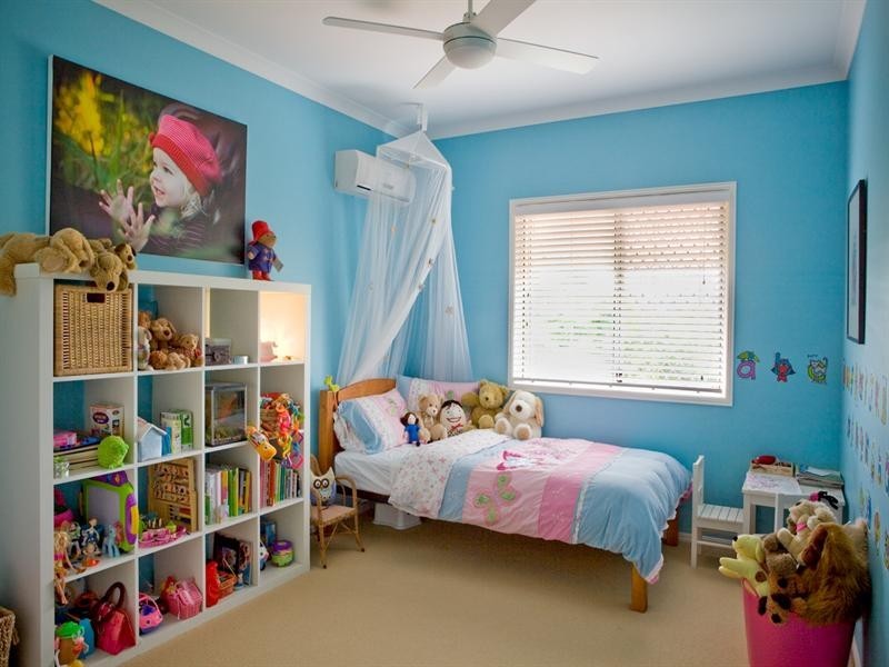 6 Windrush Close, Eatons Hill QLD 4037