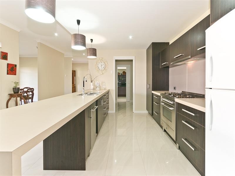 Eatons Hill QLD 4037