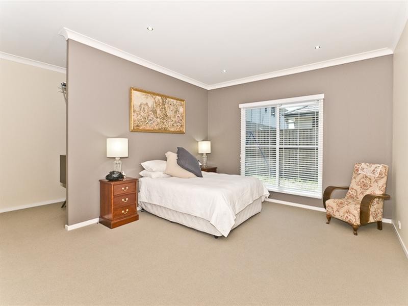 Eatons Hill QLD 4037