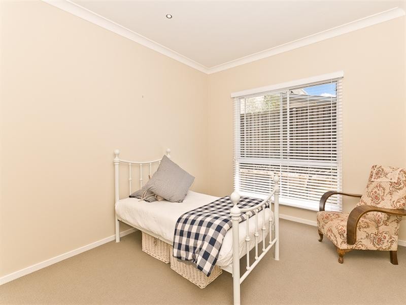 Eatons Hill QLD 4037