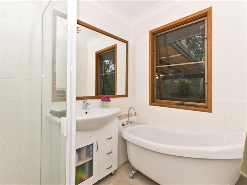 Clear Mountain QLD 4500