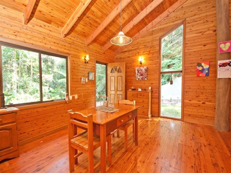 Mount Glorious QLD 4520