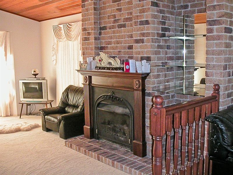 19 Greenwood Crescent, Samford QLD 4520