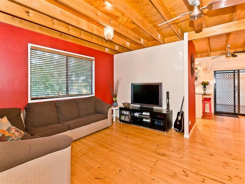 35 Mt Glorious Road (1 Trentham Place, Samford Village QLD 4520