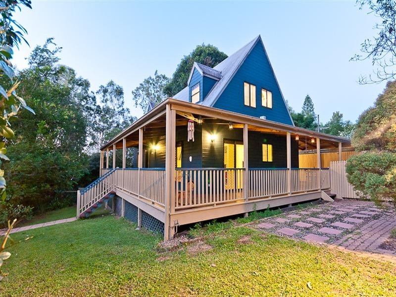 35 Mt Glorious Road (1 Trentham Place, Samford Village QLD 4520