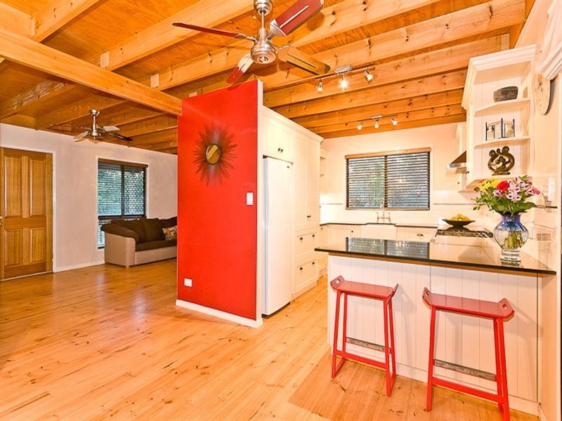 35 Mt Glorious Road (1 Trentham Place, Samford Village QLD 4520