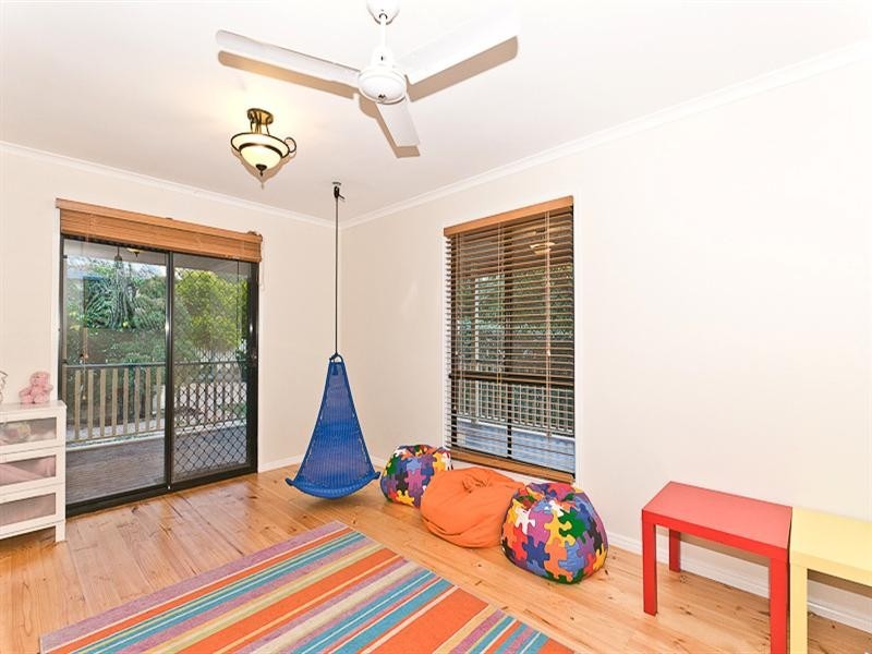 35 Mt Glorious Road (1 Trentham Place, Samford Village QLD 4520