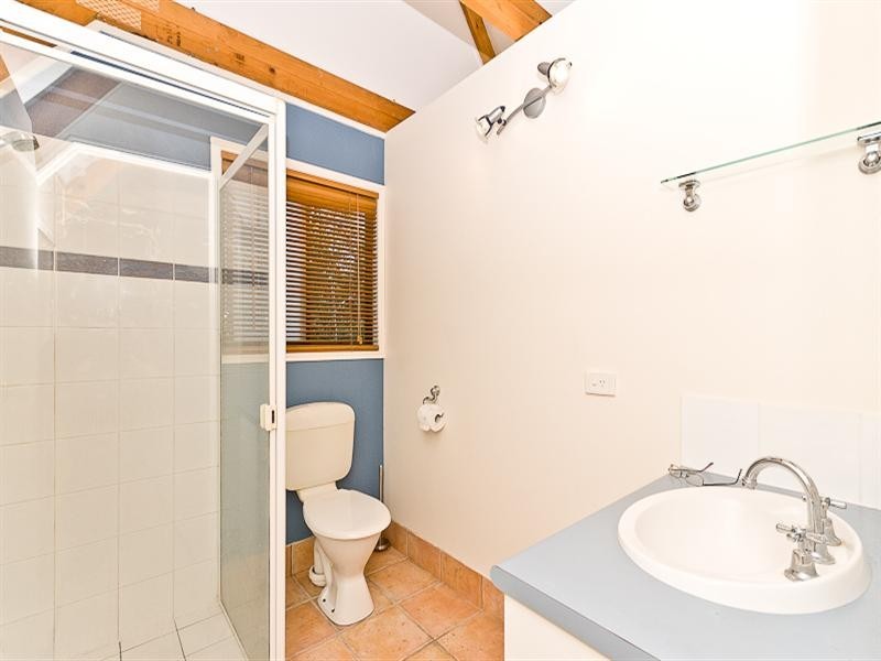 35 Mt Glorious Road (1 Trentham Place, Samford Village QLD 4520