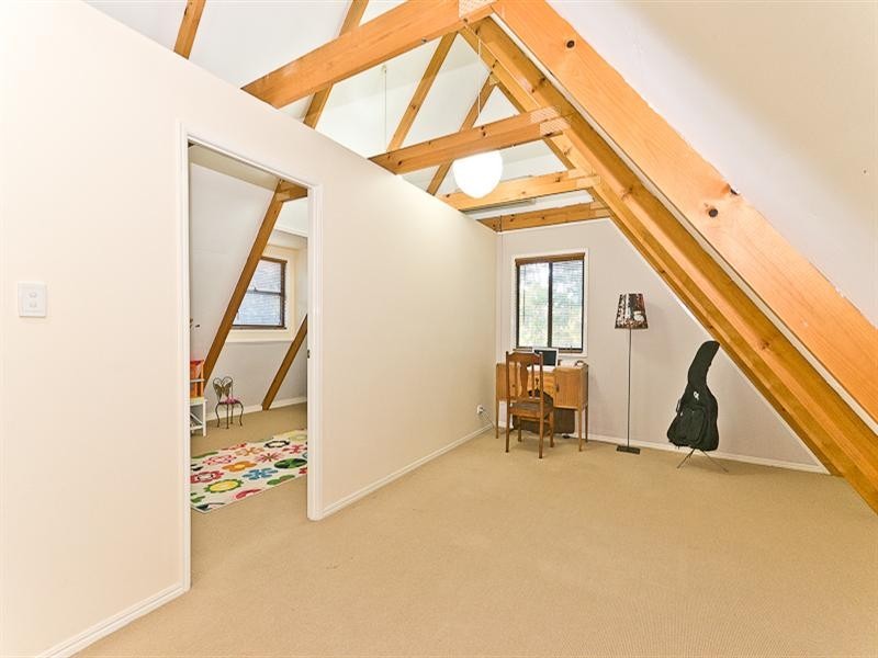 35 Mt Glorious Road (1 Trentham Place, Samford Village QLD 4520