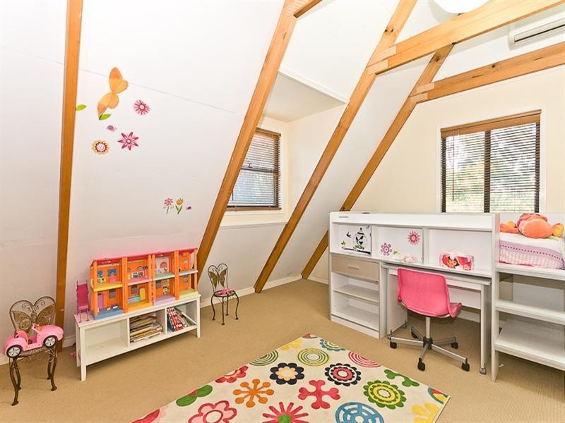 35 Mt Glorious Road (1 Trentham Place, Samford Village QLD 4520