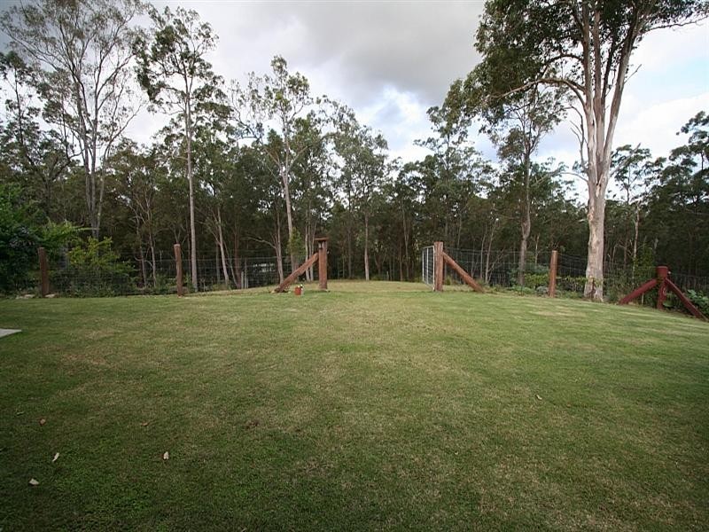 9 Mason Court, Samsonvale QLD 4520