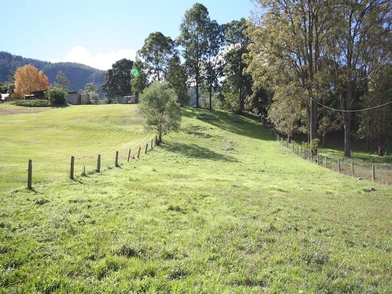 Cedar Creek QLD 4520