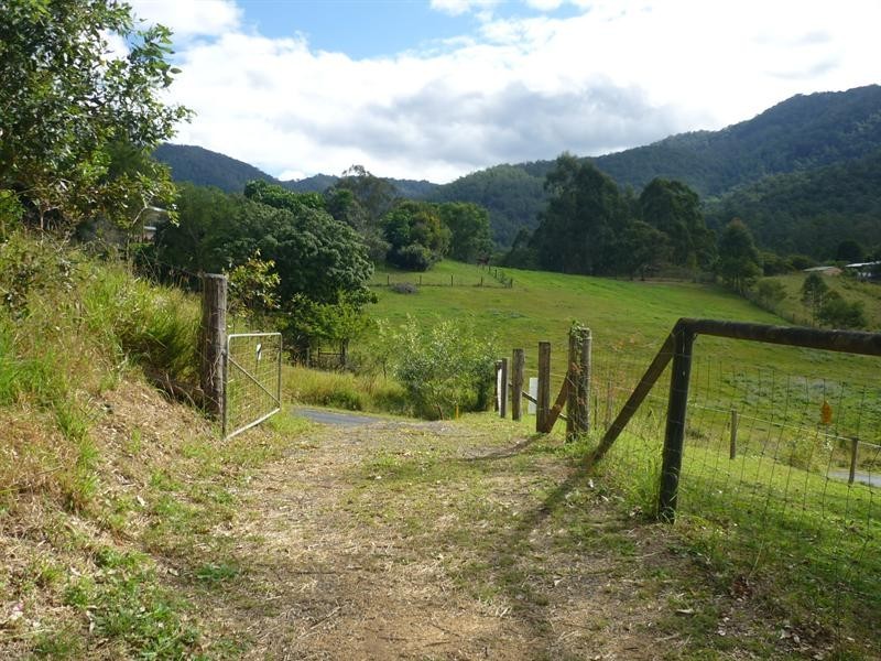 Cedar Creek QLD 4520