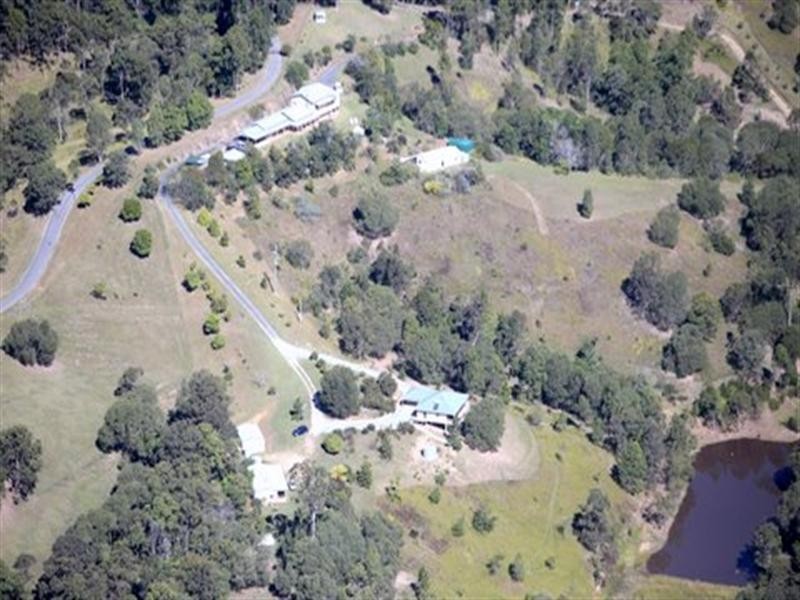 106 Woodward Road, Armstrong Creek QLD 4520