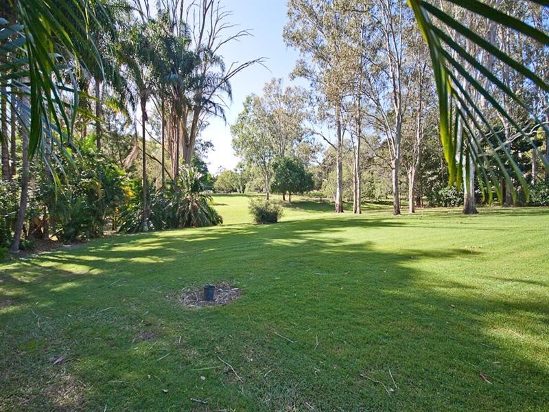 Camp Mountain QLD 4520