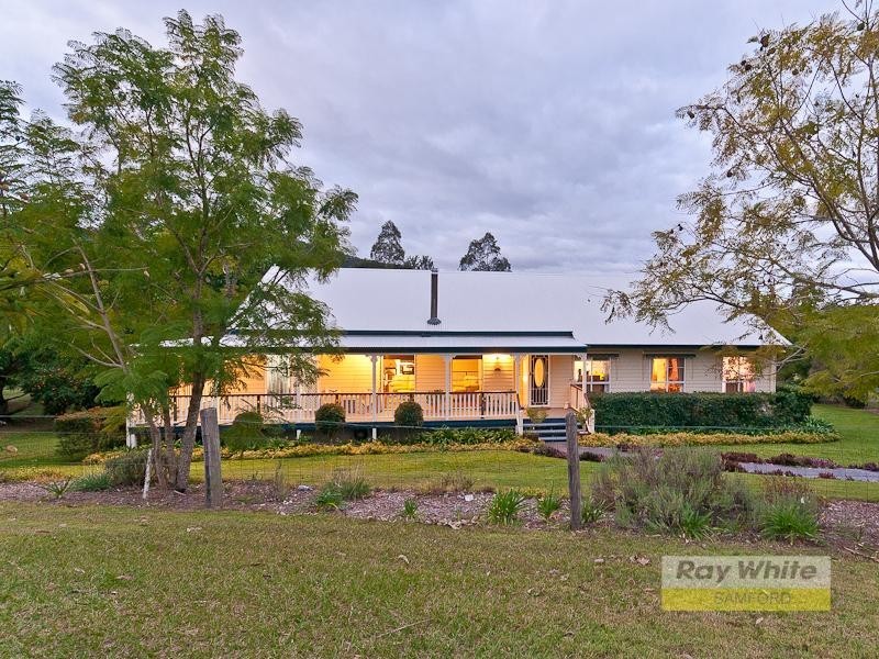 3 Sherwood Court, Samford Valley QLD 4520