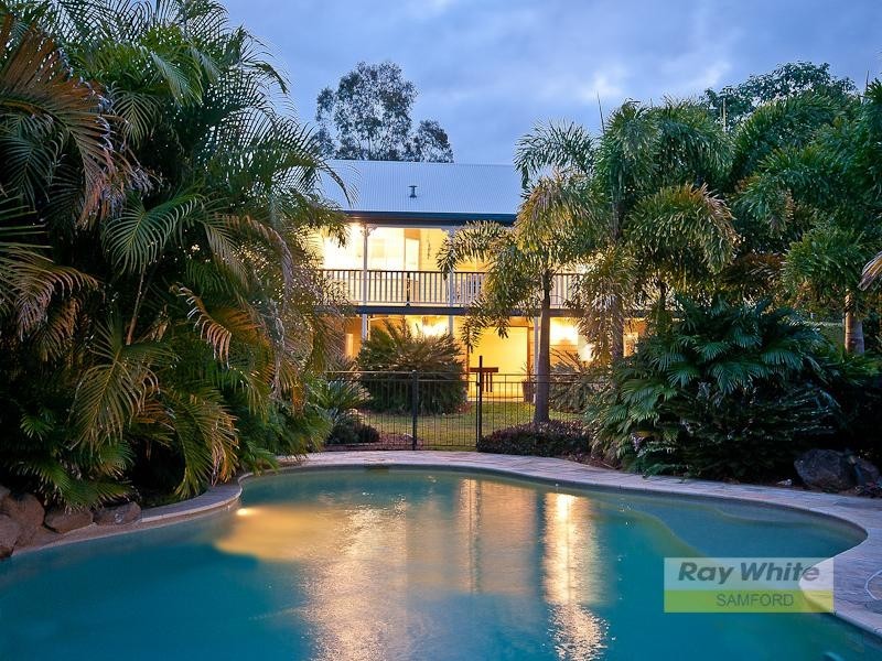 3 Sherwood Court, Samford Valley QLD 4520