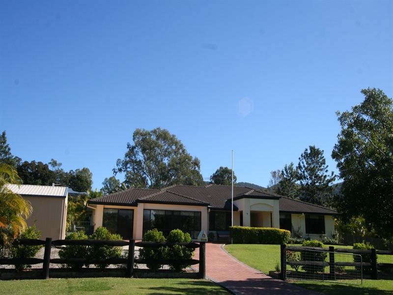 6 Showgrounds Drive, Highvale QLD 4520