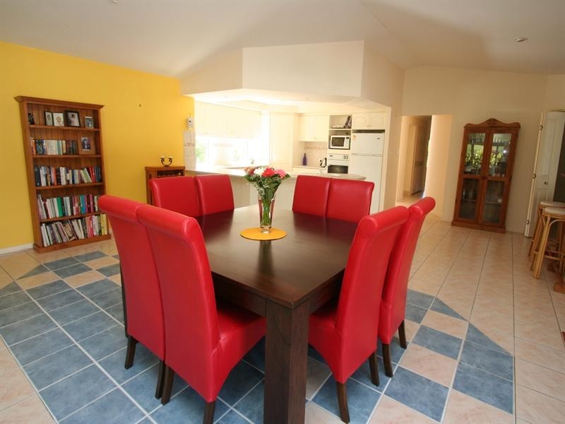 6 Showgrounds Drive, Highvale QLD 4520