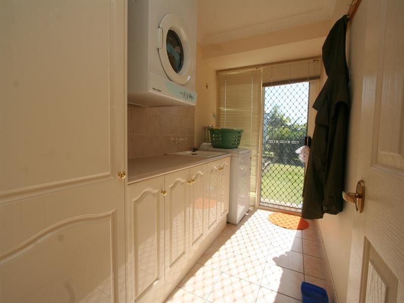 6 Showgrounds Drive, Highvale QLD 4520