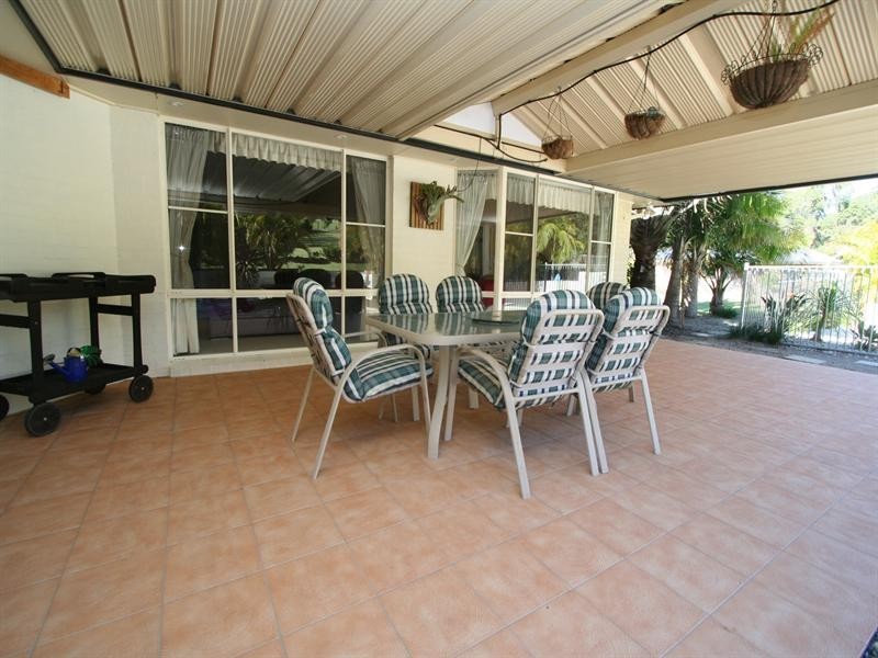 6 Showgrounds Drive, Highvale QLD 4520