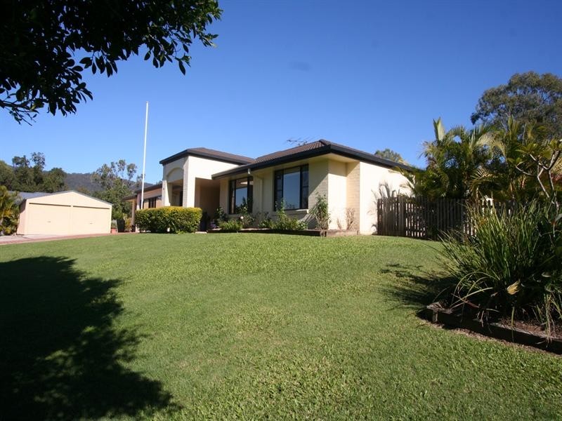 6 Showgrounds Drive, Highvale QLD 4520