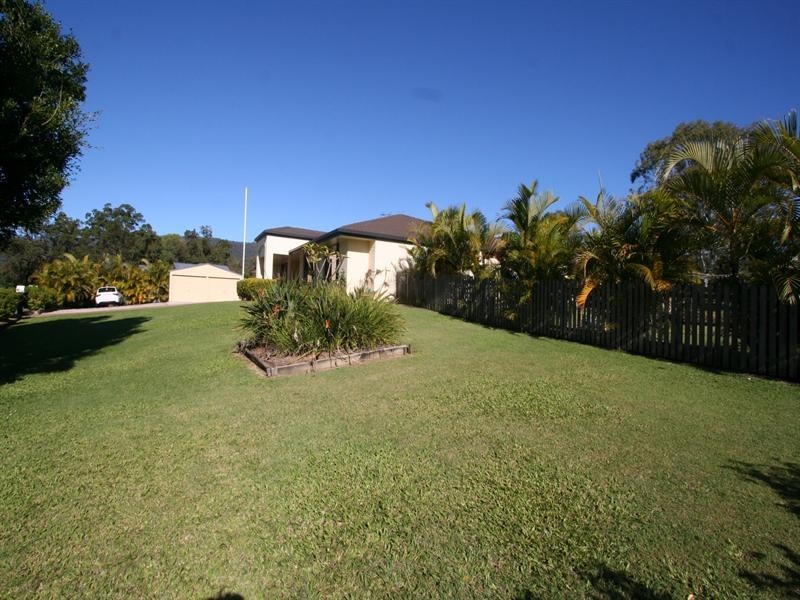 6 Showgrounds Drive, Highvale QLD 4520