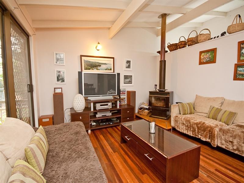 13 Woodview Street, Samford Valley QLD 4520