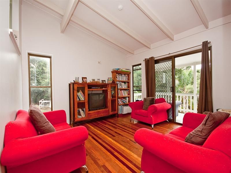 13 Woodview Street, Samford Valley QLD 4520