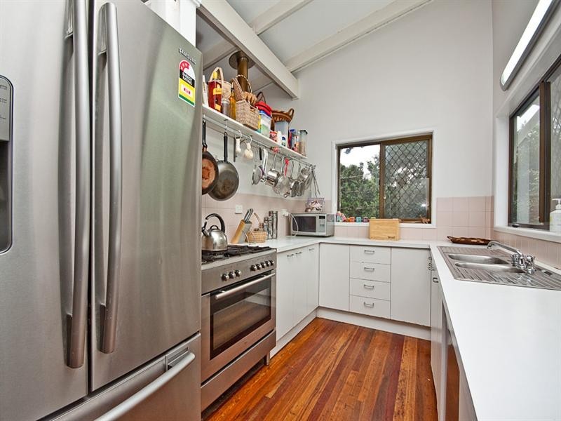 13 Woodview Street, Samford Valley QLD 4520