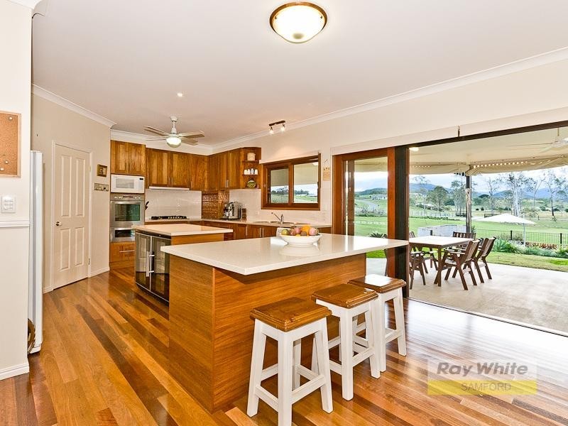 12 Currell Circuit, Samford Valley QLD 4520