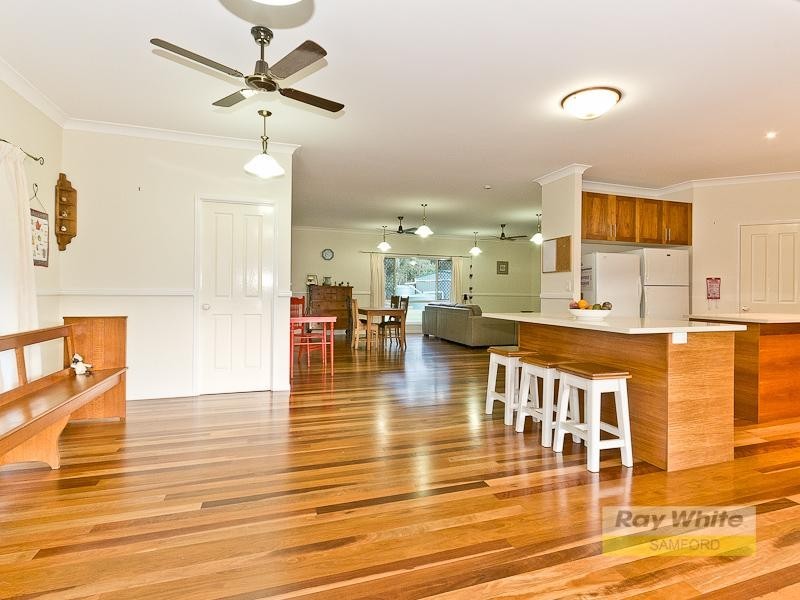 12 Currell Circuit, Samford Valley QLD 4520