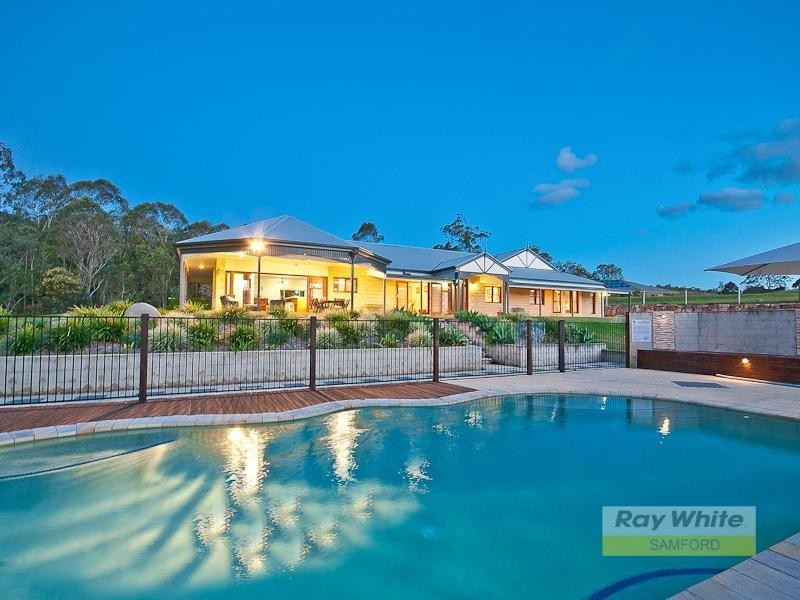 12 Currell Circuit, Samford Valley QLD 4520