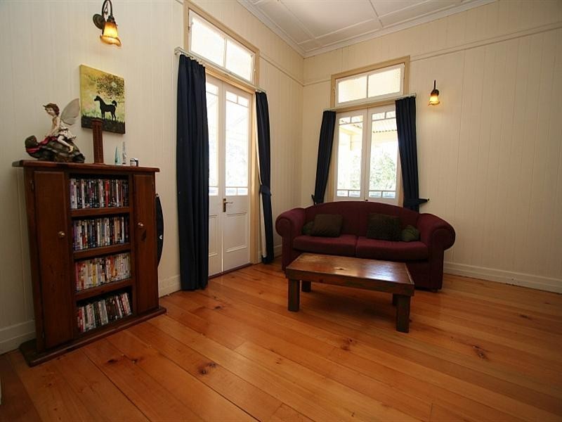 20 Masseys Creek Court, Cedar Creek QLD 4520